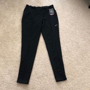 NWT Nike Dri-Fit cotton leggings